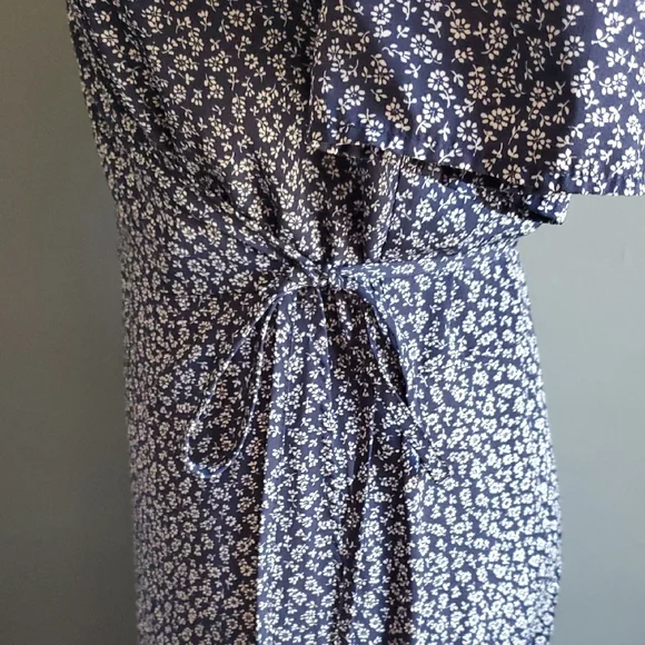 Pretty Garden Elegant Floral Wrap Maxi Dress - Picture 11 of 15